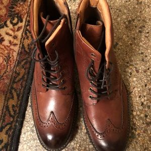 Never worn Vionic boots!